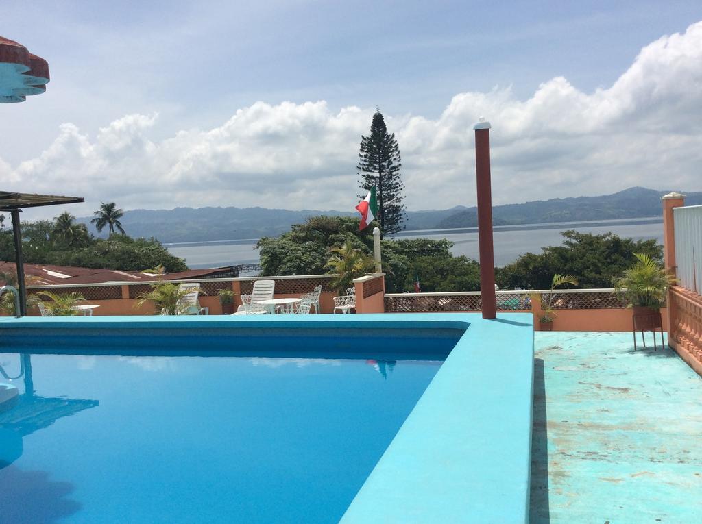 Hotel Juros Catemaco Bagian luar foto